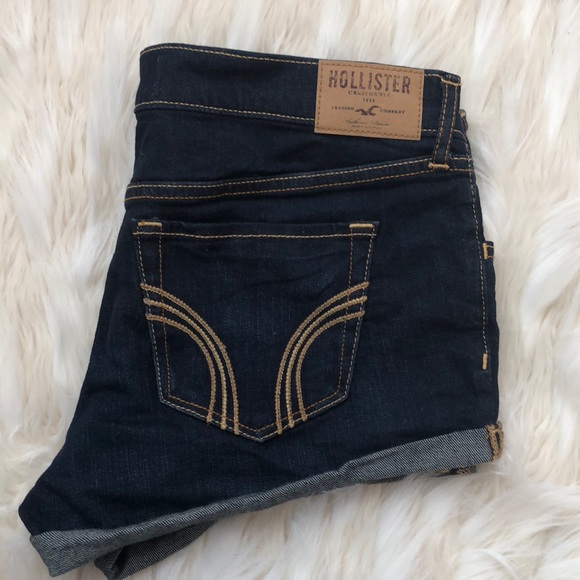 NWOT hollister jean cuffed shorts - Picture 2 of 2